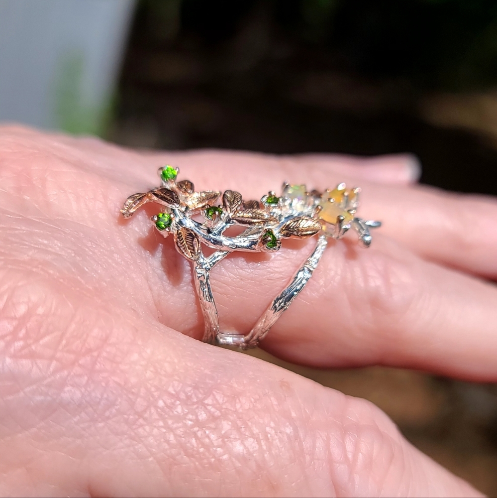 Opal and Chrome Diopside sterling floral wreath finger cuff sz 6.5 - Picture 5 of 10